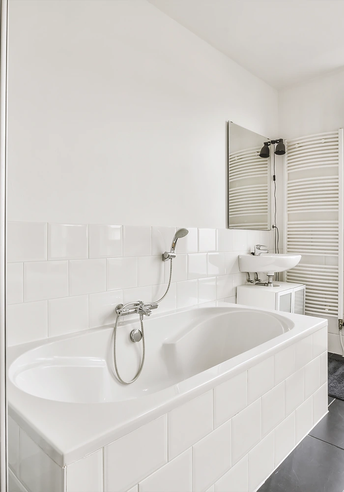 img-senior-bathroom-lp-walk-in-tubs